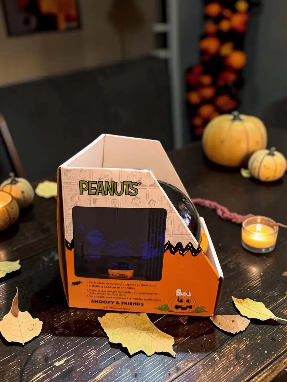 Gemmy Peanuts Snoopy & Friends Halloween Rotating LED ShadowLights Projector